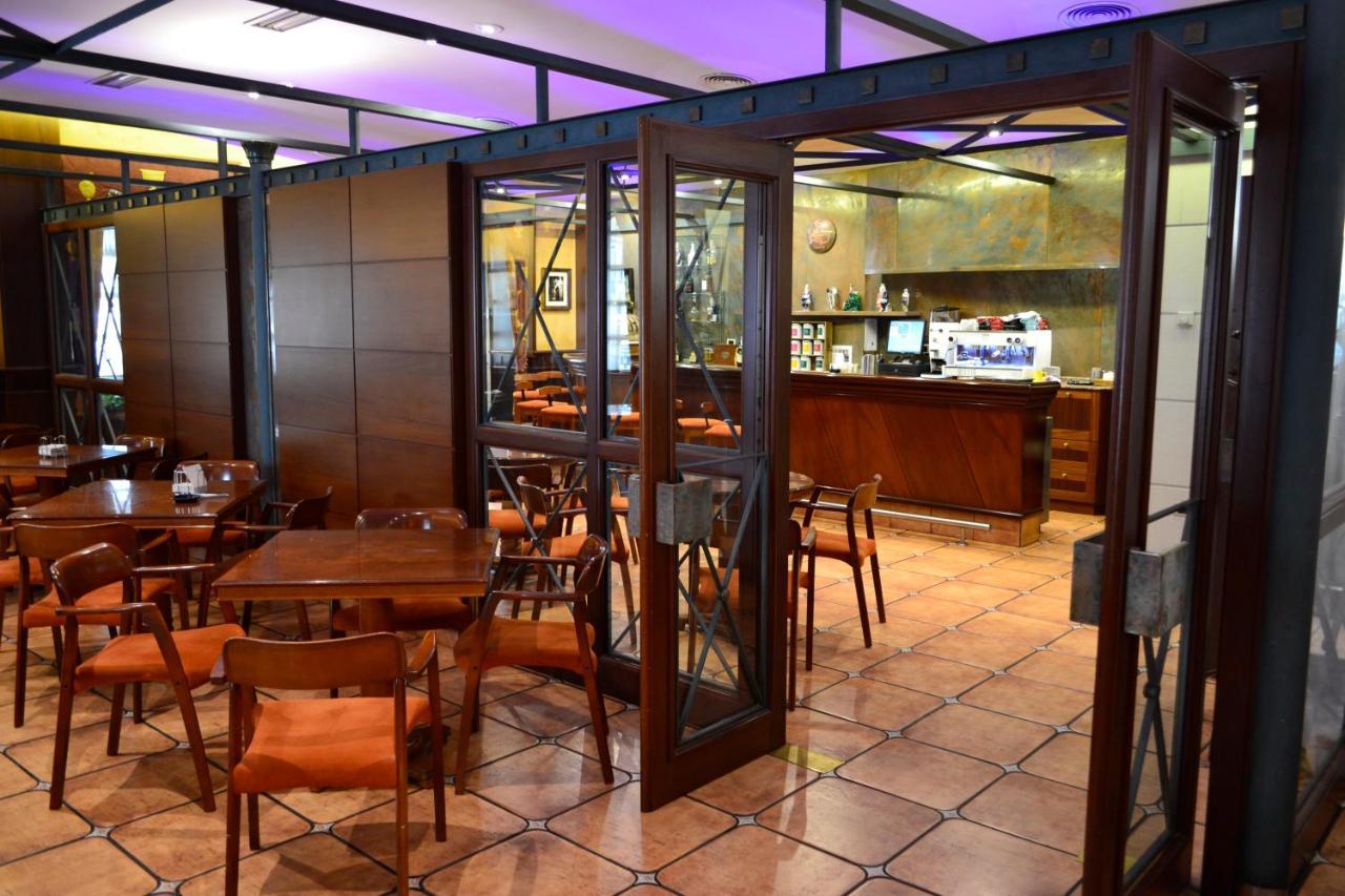 Hotel Alda El Suizo فيرول المظهر الخارجي الصورة