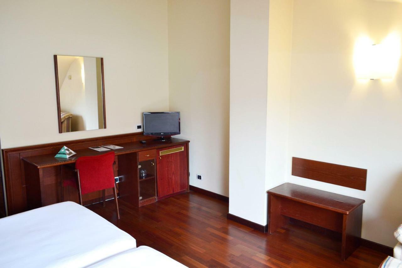 Hotel Alda El Suizo فيرول المظهر الخارجي الصورة